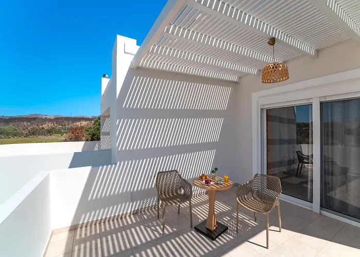 فيلة Marina - Glystra